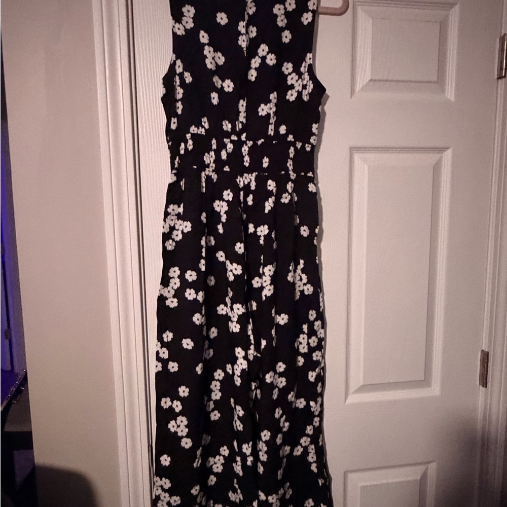 GAP Monochrome Floral jumpsuit